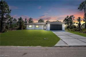 828 Genoa Avenue, Lehigh Acres, FL 33974 - MLS#226014724
