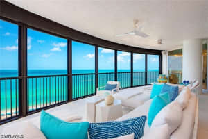 8665 BAY COLONY Drive, Naples, FL 34108 - MLS#226014729