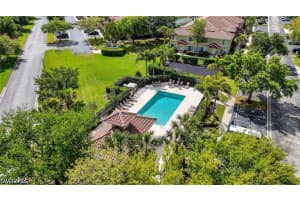 9400 Ivy Brook Run, Fort Myers, FL 33913 - MLS#226014756