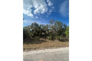1 KAMAIN Road, North Port, FL 34288 - MLS#226014785