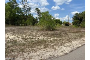 735 Delridge Avenue, Lehigh Acres, FL 33974 - MLS#226014794