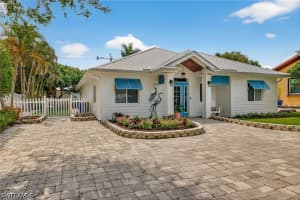 740 5th Avenue, Naples, FL 34102 - MLS#226014803