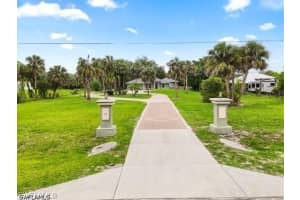 141 18th Avenue, Naples, FL 34120 - MLS#226014809