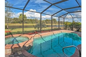 2850 Aviamar Cir, Naples