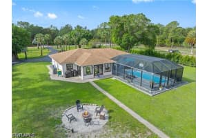 3277 5th Avenue, Naples, FL 34120 - MLS#226014841