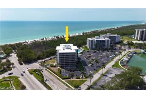 1 Bluebill Avenue, Naples, FL 34108 - MLS#226014851