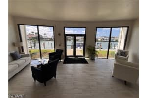 300 Park Shore Drive, Naples, FL 34103 - MLS#226014855