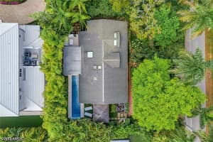 295 6th Street, Naples, FL 34102 - MLS#226014899