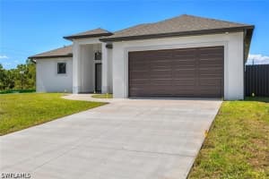 2918 43rd Street, Lehigh Acres, FL 33971 - MLS#226014943