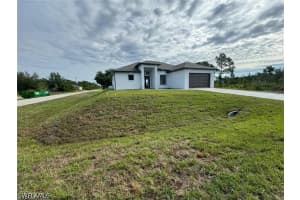 2918 43rd Street, Lehigh Acres, FL 33971 - MLS#226014943