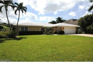 656 Binnacle Drive, Naples, FL 34103 Sold 04/10/26