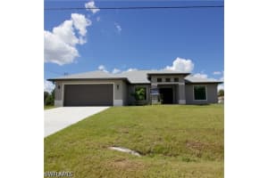 118 Parish Dr, Lehigh Acres