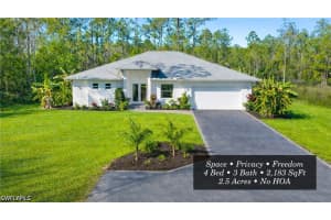 569 Desoto Boulevard, Naples, FL 34117 - MLS#226014972