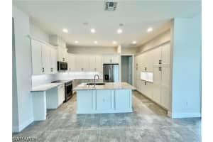 6361 Arriba Avenue, Naples, FL 34113 - MLS#226014998