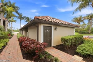 9844 Venezia Circle, Naples, FL 34113 - MLS#226015002
