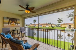 4410 Chantelle Dr H-205, Naples