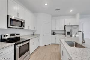 1801 HAGEN Court, Naples, FL 34120 - MLS#226015013