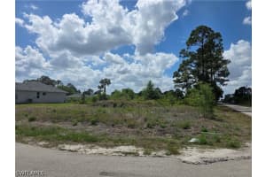 304 Lenz Avenue, Lehigh Acres, FL 33974 - MLS#226015017