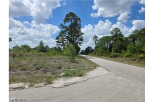 304 Lenz Avenue, Lehigh Acres, FL 33974 - MLS#226015017