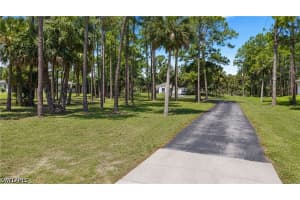 821 22nd Street, Naples, FL 34117 - MLS#226015033