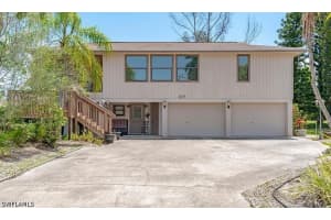 617 Somerset Court, Marco Island, FL 34145 - MLS#226015046