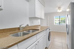 4635 Bayshore Drive, Naples, FL 34112 - MLS#226015068