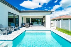 822 105th Ave N, Naples