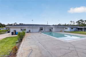 443 Castle Drive, Naples, FL 34119 - MLS#226015118