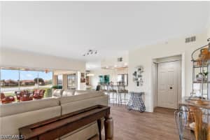 28012 Cavendish Court, Bonita Springs, FL 34135 - MLS#226015135