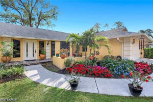 111 Blue Ridge Drive, Naples, FL 34112 - MLS#226015162