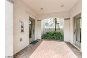 10452 Autumn Breeze Drive, Estero, FL 34135 - MLS#226015202