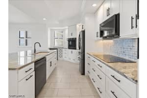 14380 Riva Del Lago Drive, Fort Myers, FL 33907 - MLS#226015259