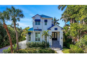 844 8th Street, Naples, FL 34102 - MLS#226015299