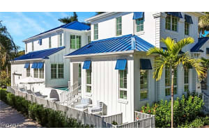 844 8th Street, Naples, FL 34102 - MLS#226015299