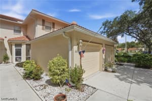 340 Robin Hood Circle, Naples, FL 34104 - MLS#226015314
