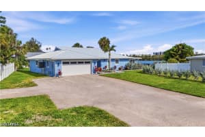 8009 Lagoon Road, Fort Myers Beach, FL 33931 - MLS#226015326