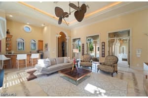 550 21st Avenue, Naples, FL 34102 - MLS#226015328