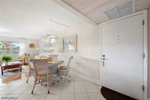 1085 Forest Lakes Drive, Naples, FL 34105 - MLS#226015333