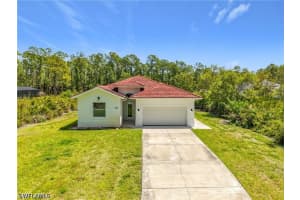 594 31st Street, Naples, FL 34120 - MLS#226015349