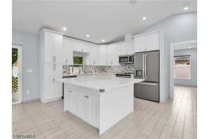 2200 45th Terrace, Naples, FL 34116 - MLS#226015355