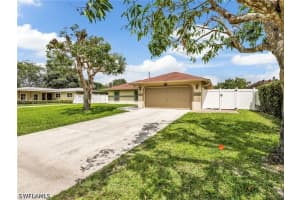 2200 45th Terrace, Naples, FL 34116 - MLS#226015355