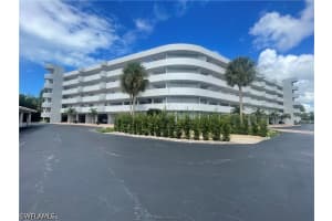 12945 Vanderbilt Drive, Naples, FL 34110 - MLS#226015372