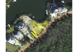 205 Bayfront Drive, Bonita Springs, FL 34134 - MLS#226015378