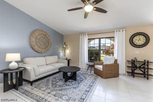 124 Versailles Circle, Naples, FL 34112 - MLS#226015380