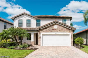 1573 Vizcaya Ln, Naples