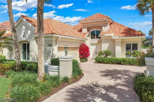 3390 Riviera Lakes Ct, Bonita Springs