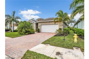 323 Tamarindo Lane, Naples, FL 34114 - MLS#226015462