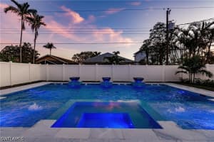 668 104th Avenue, Naples, FL 34108 - MLS#226015487