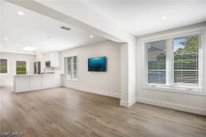 1019 7th Street, Naples, FL 34102 - MLS#226015510