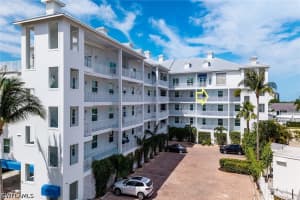 140 Palm Street, Marco Island, FL 34145 - MLS#226015529